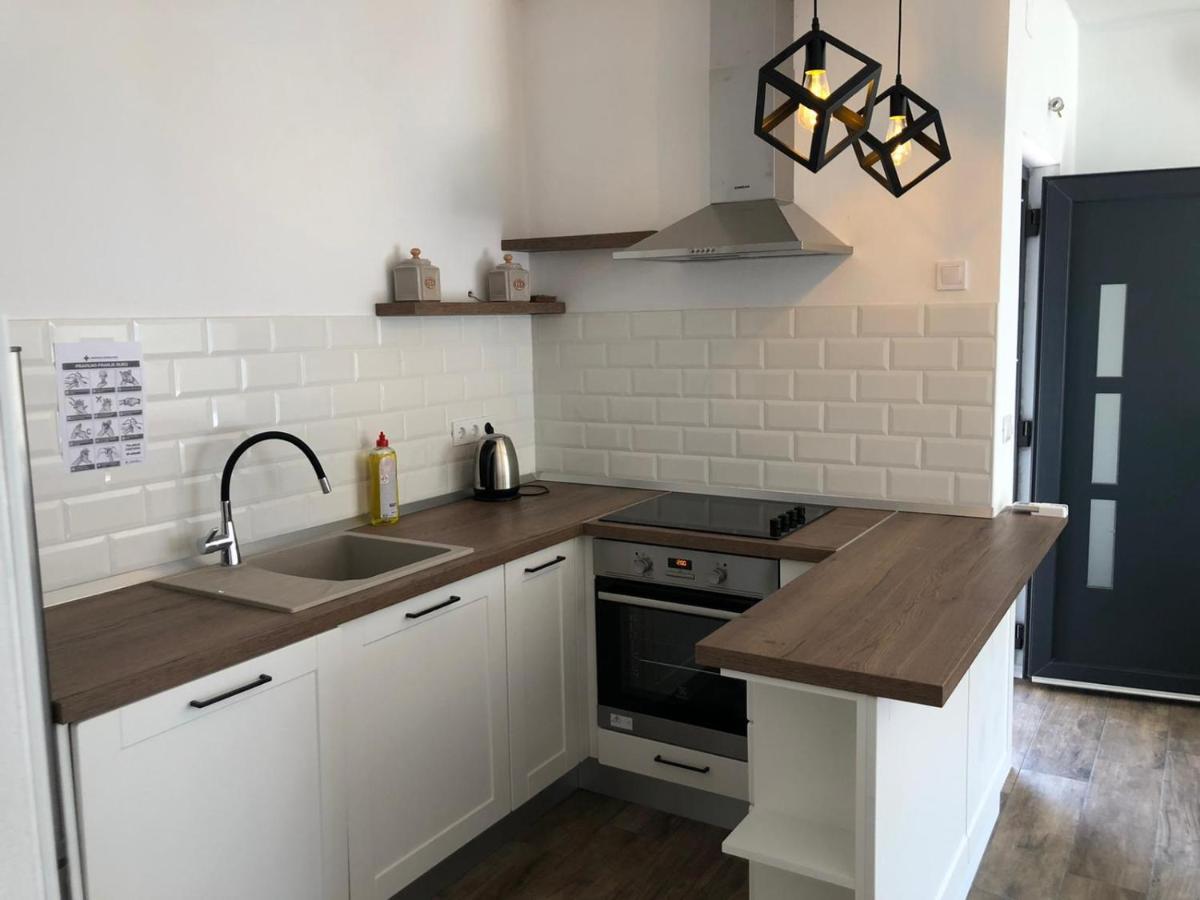 Apartments Martina Tisno Kültér fotó