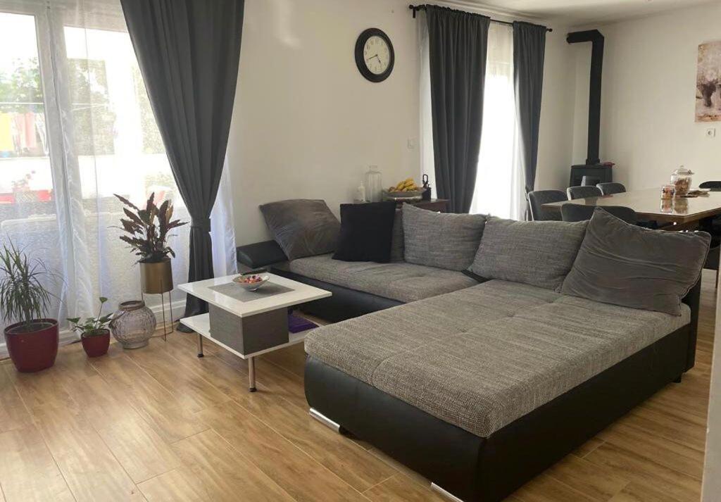 Apartments Martina Tisno Kültér fotó