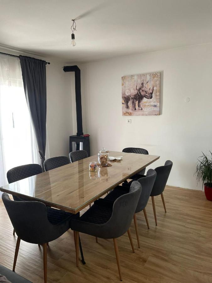 Apartments Martina Tisno Kültér fotó