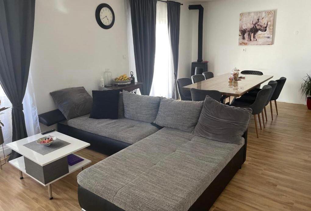 Apartments Martina Tisno Kültér fotó